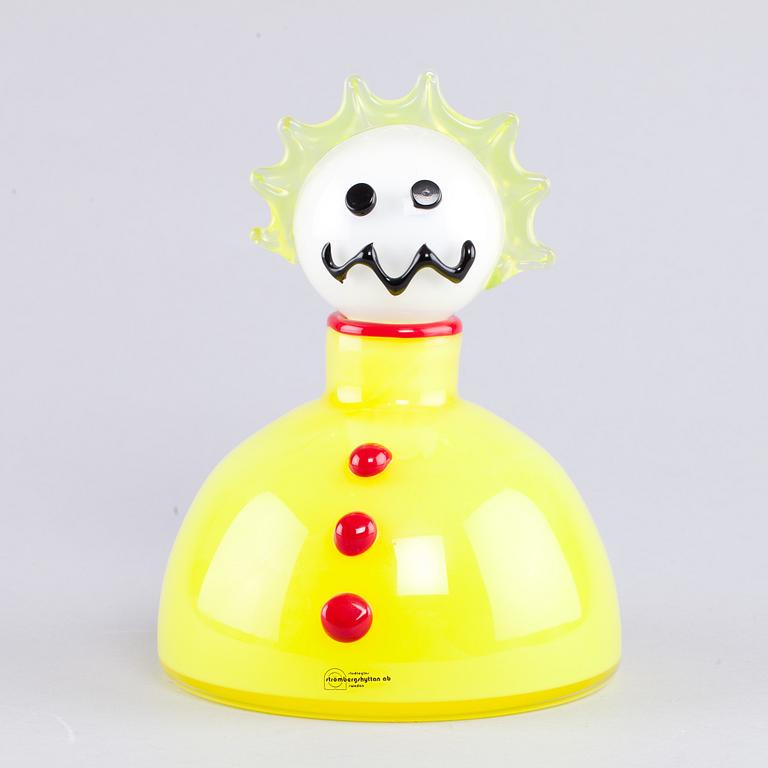 KARAFF MED PROPP, glas. Anna Örnberg "Beppo" Strömbergshyttan. Sign o numr 8/250.