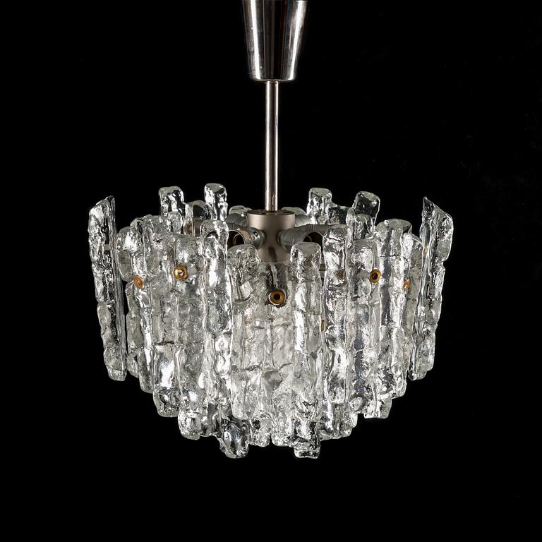 TAKLAMPA, "Ice block chandelier", J.T Design, Kalmar, Österrike, 1960-tal. Tot. höjd 46 cm.
