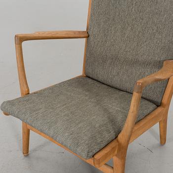 HANS J. WEGNER, karmstol, "AP16", AP-stolen, Hans J. Wegner. Danmark.