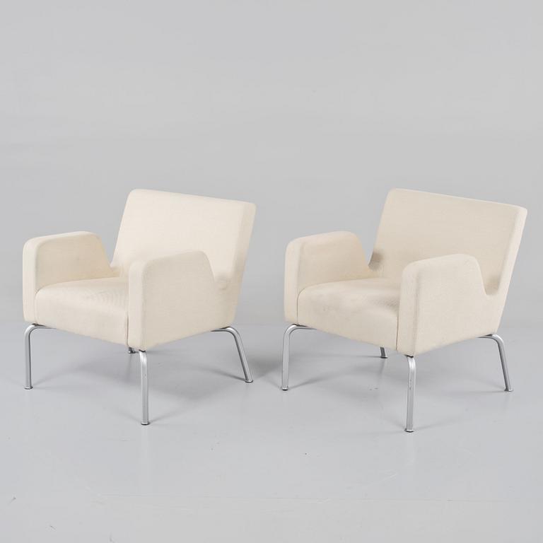 FÅTÖLJER, ett par "Dropp". Design Claesson, Koivisto och Rune, Skandiform, 2000-tal.