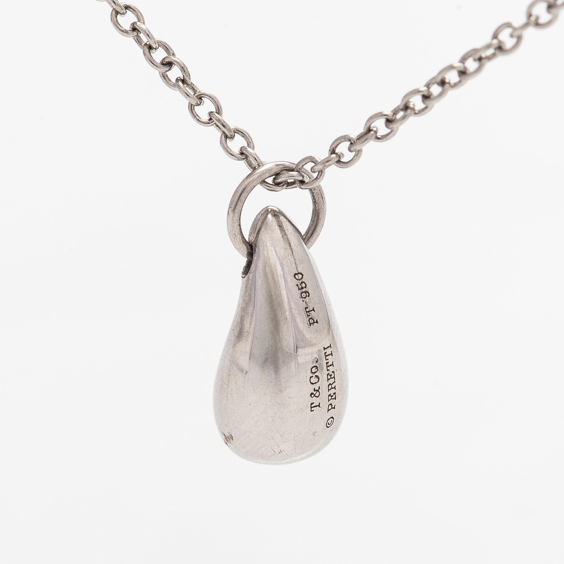 Tiffany & Co, Elsa Peretti, kaulakoru, "Teardrop", platinaa.