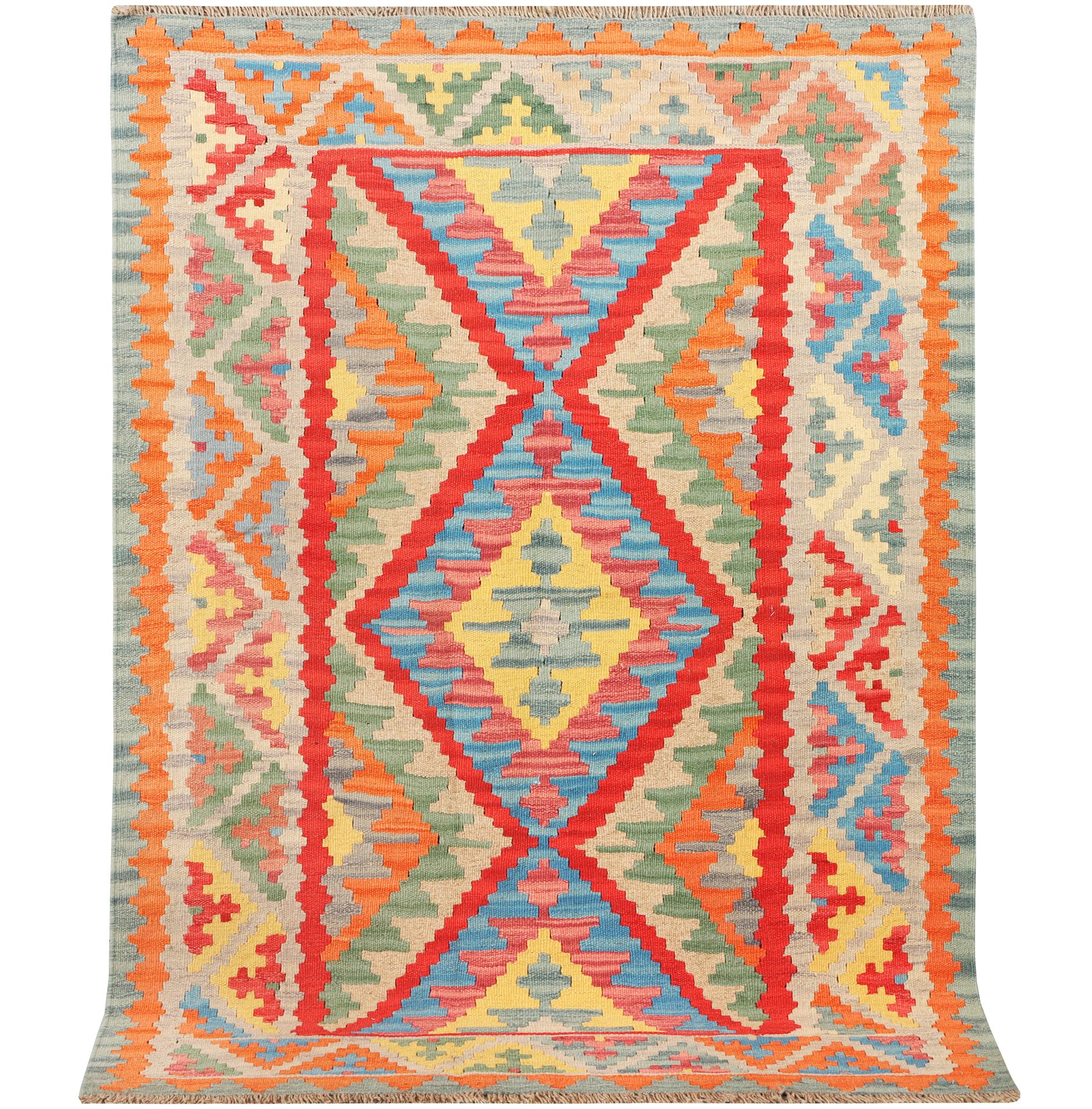 A Kilim rug, c. 176 x 125 cm.