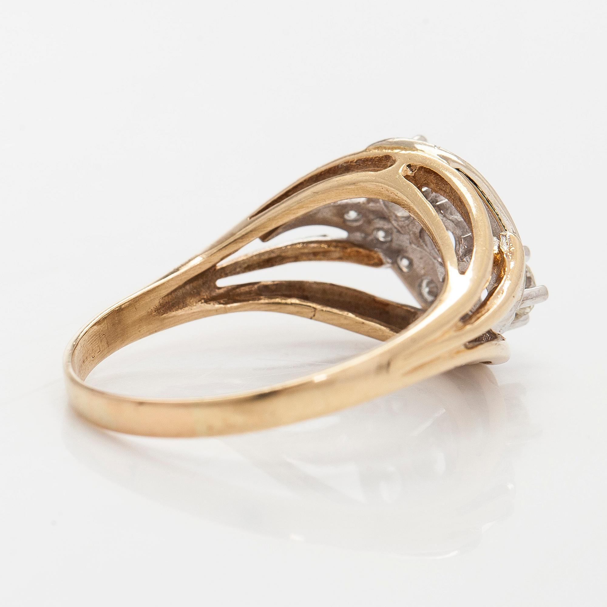 Ring, briljantslipade diamanter, 14K guld.