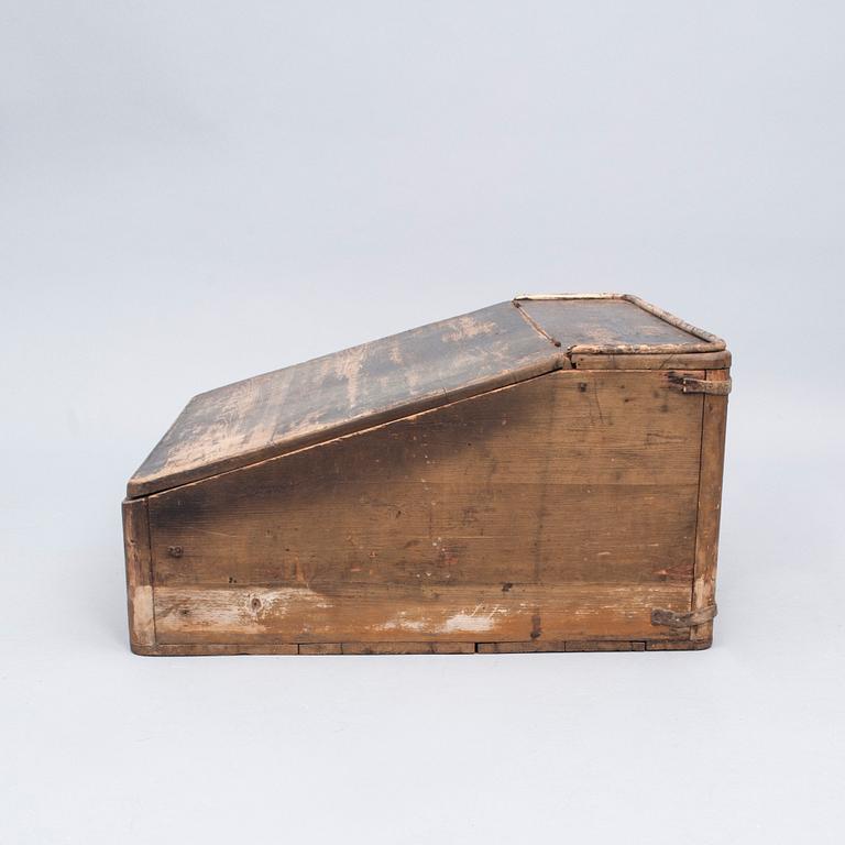 PULPET, allmoge, 1800-tal.