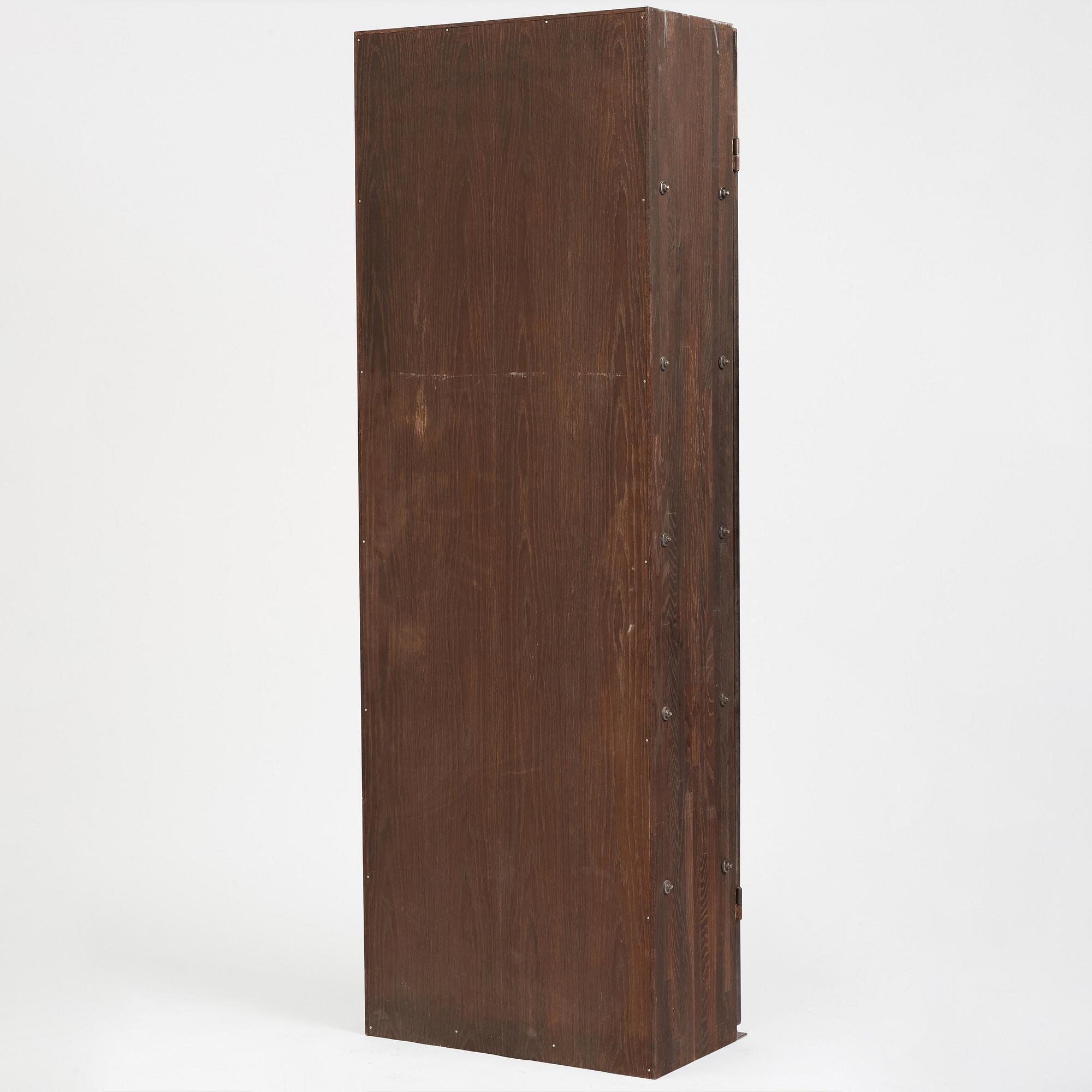 Jonas Bohlin, a "Slottsbacken" cabinet, Källemo, Sweden post 1987.