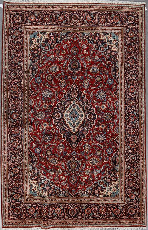 MATTA, Keshan, ca 313x203 cm.