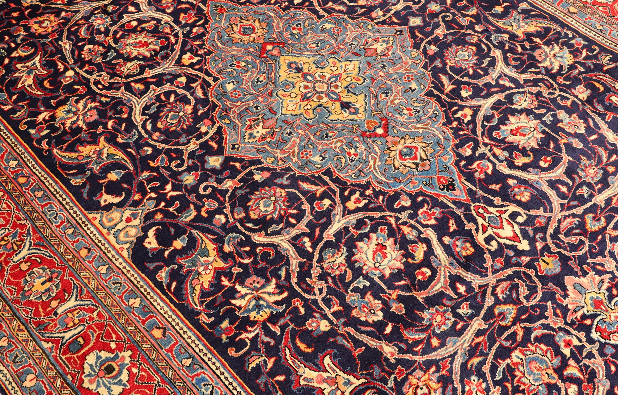 Matta, Sarouk, ca 305 x 220 cm.