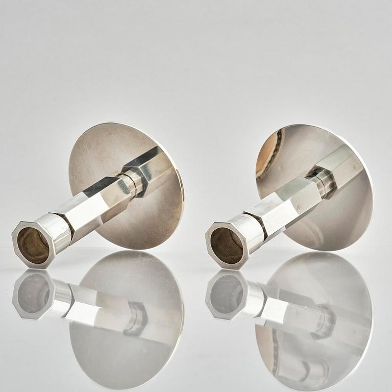 Wiwen Nilsson, ljusstakar, ett par, sterling silver, Lund 1946.