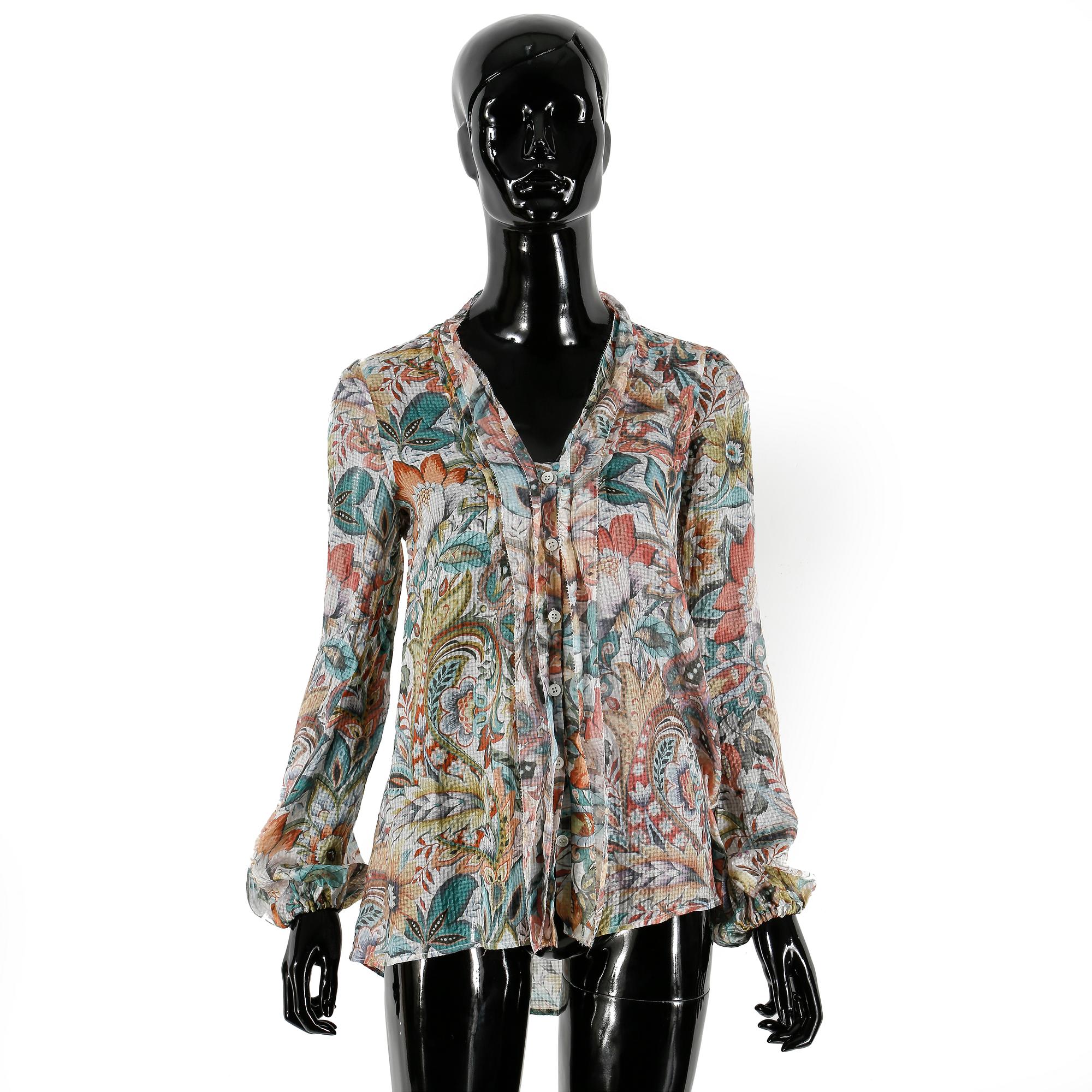 BLUS, Etro, Italien.