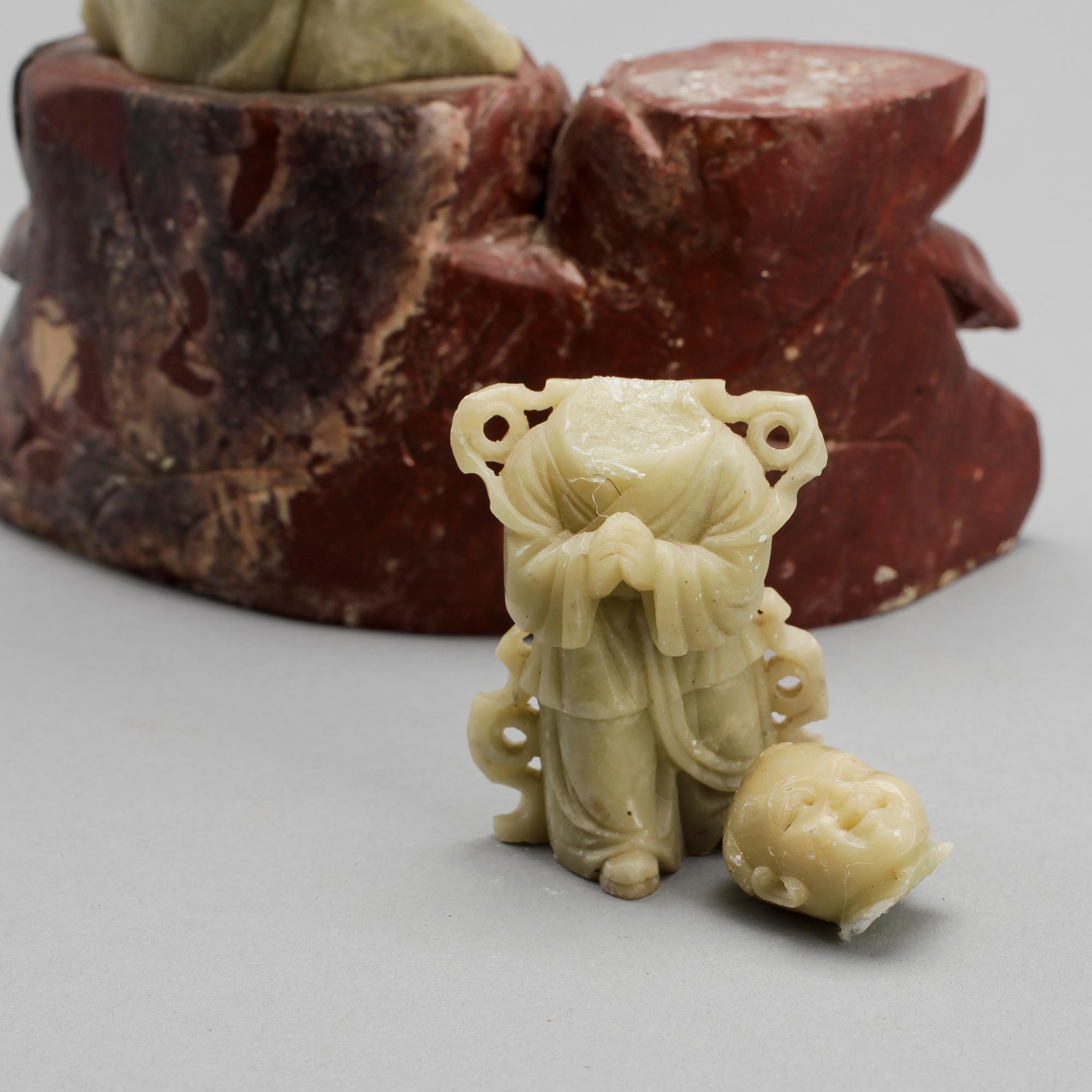 FIGURIN, soapstone, Kina, 1900-tal.
