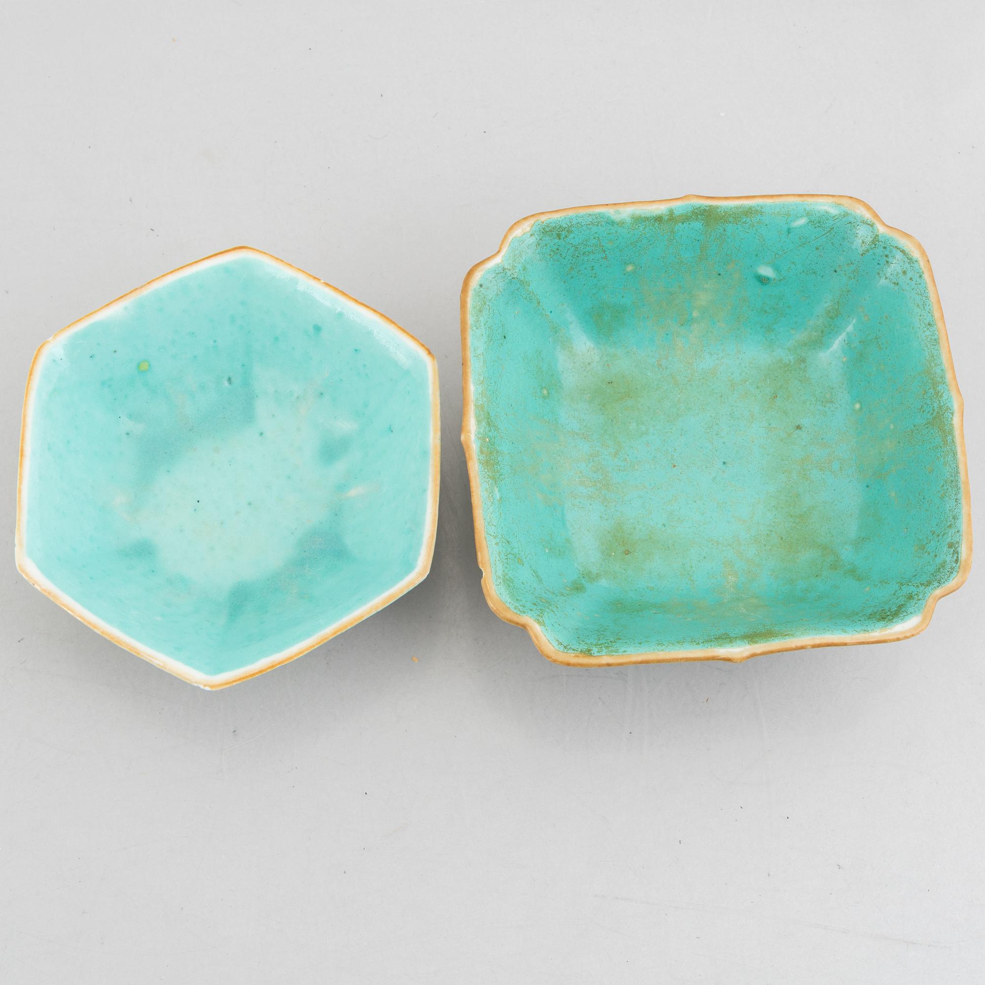 Four Chinese porcelain bowls, Qing dynasty, 19th century.