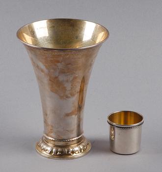 BÄGARE, silver, 2 st. GAB, Stockholm. 1961 resp 1965.