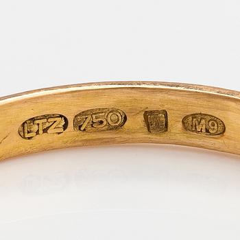 An 18K gold ring with diamonds ca. 0.20 ct in total. Lagercrantz Jewellery, Tammisaari 2013.