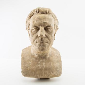 Nils Möllerberg, Portrait bust after.