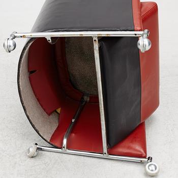 Börge Lindau & Bo Lindecrantz, a set of three armchairs and a table, including "Solo M", Lammhults, late 20th Century.