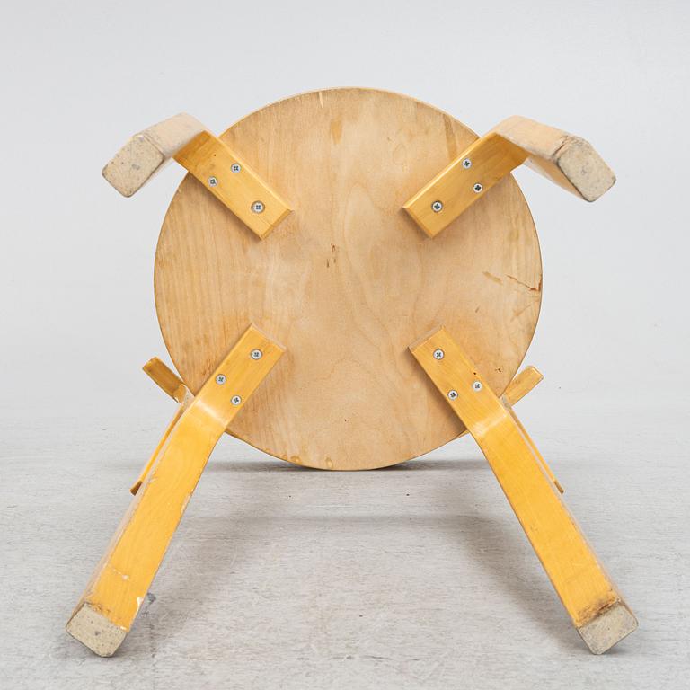 Alvar Aalto, stolar, 6 st, modell 69, Artek, Finland, 1900-talets andra hälft.