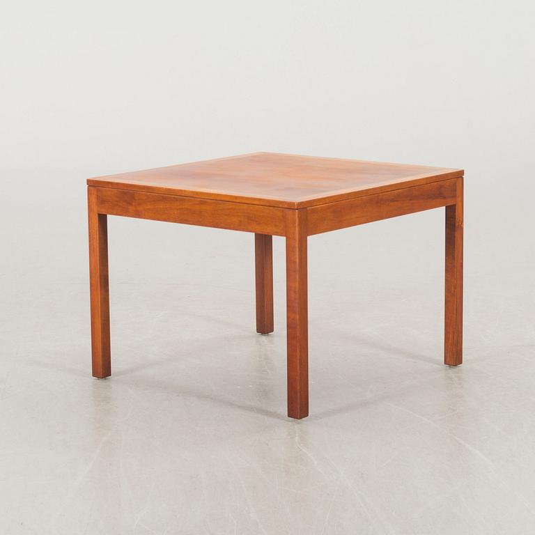 BØRGE MOGENSEN, Frederica stolefabrik, a 1950/60's teak and oak lounge table.