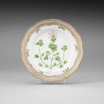 1372. A set of 12 large Royal Copenhagen 'Flora Danica' dessert dishes, Denmark, 20th Century.