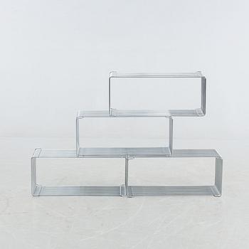 HYLLOR, 4 st, metall, "Wire Cube" ur serien Pantonova, Verner Panton, Luber, formgiven 1970.