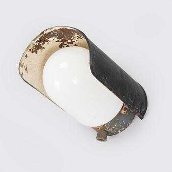 Paavo Tynell, An outdoor wall light, model 7307-16, Taito oy, Finland.