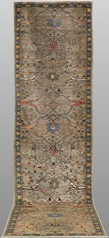 A Zigler Design runner carpet, 410 x 88 cm.