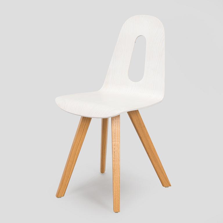 Jouni Leino, Stol "Oma" (Egen) för Puulon, Jouni Leino Design Studio 2017.