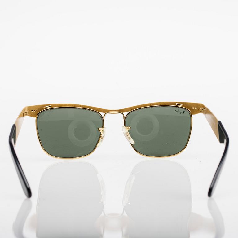 SOLGLASÖGON, "Wayfarer", Ray Ban.