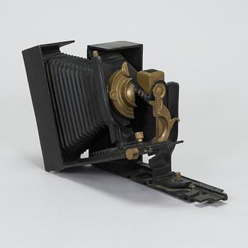 Arman (Armand Pierre Fernandez), Hommage à Nadar.