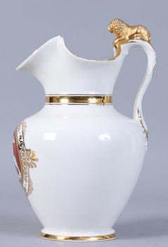 KANNA MED LOCK, porslin, 1800-talets slut.