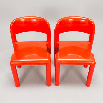 An interior set in red plastic from the 1970s, 7 parts.