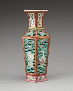 A famille rose vase, Qing dynasty, Qianlong (1736-95).