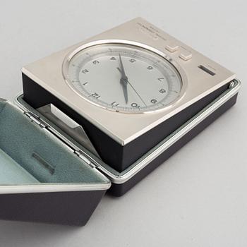 Seiko, Crystal Chronometer, "Three Crowns", table clock, 65 x 80 mm.