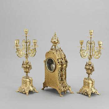 BORDSGARNITYR, 3 delar, 1800-talets slut.