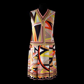 647. A 1960s silk dress by Pucci.