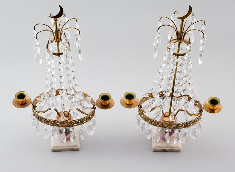 BORDSLYSTRAR, 1 par, gustaviansk stil, 1900-talets mitt.