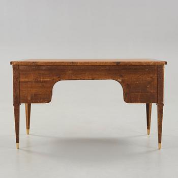 SKRIVBORD, av Georg Haupt (mästare i Stockholm 1770-1784), ej signerat. Gustavianskt.