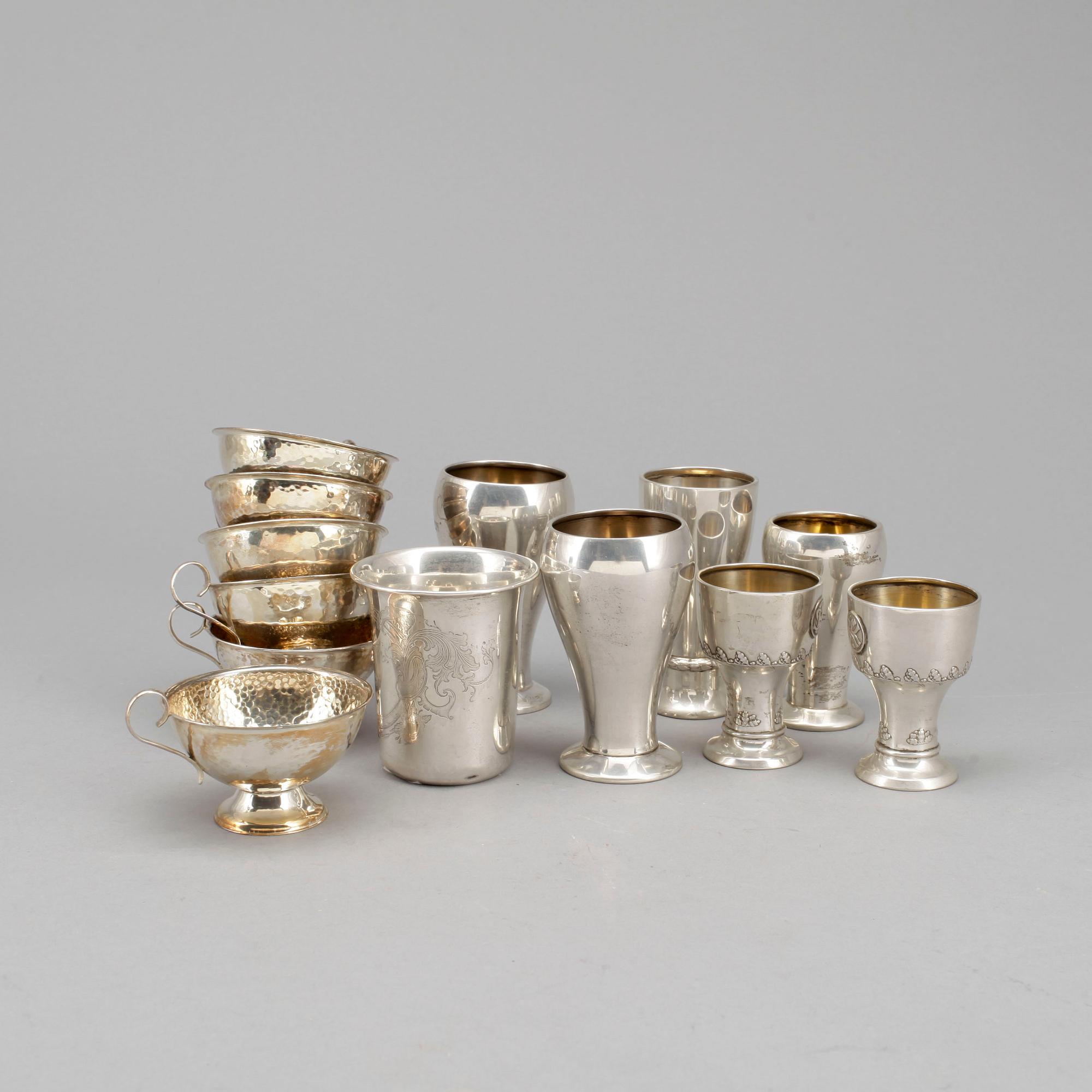 PARTI SILVER, 13 delar. Bl a GAB Stockholm 1913. Tot ca 550 g.