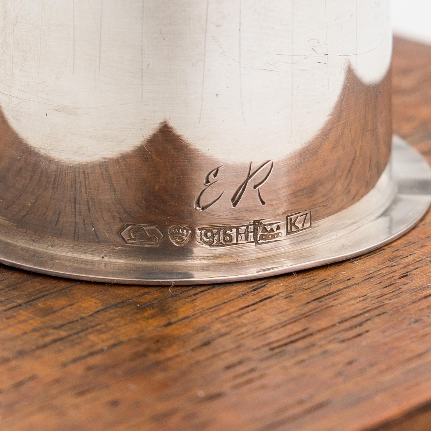 Eero Rislakki, A pair of silver and teak candlesticks. Kultakeskus, Hämeenlinna 1963.