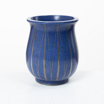 Wilhelm Kåge, an "Argenta" stoneware vase, Gustavsberg 1935.