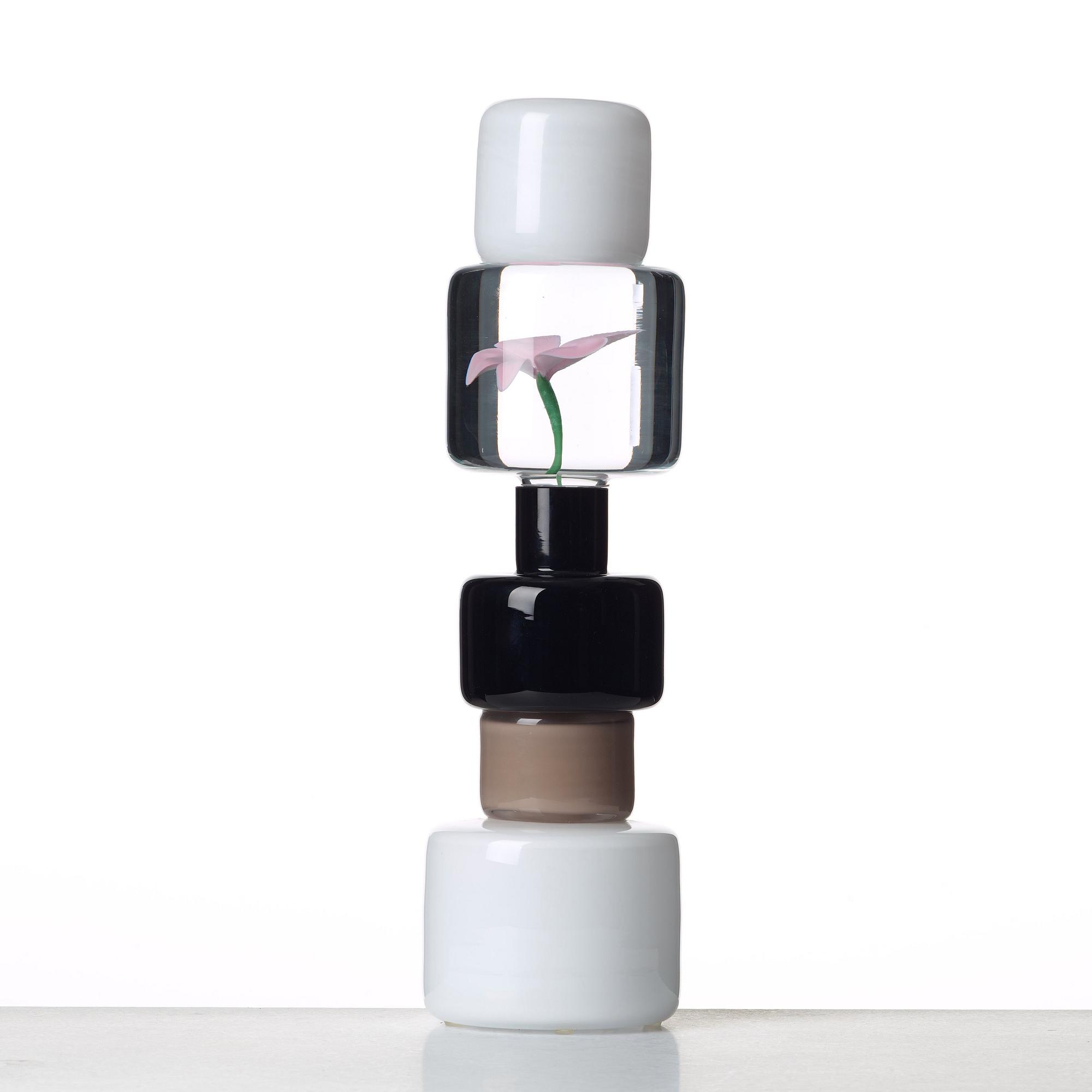 Matti Klenell, a unique free blown and solid glass "Ajeto Urn", produced at the Ajeto Glassworks, Czechia 2008.