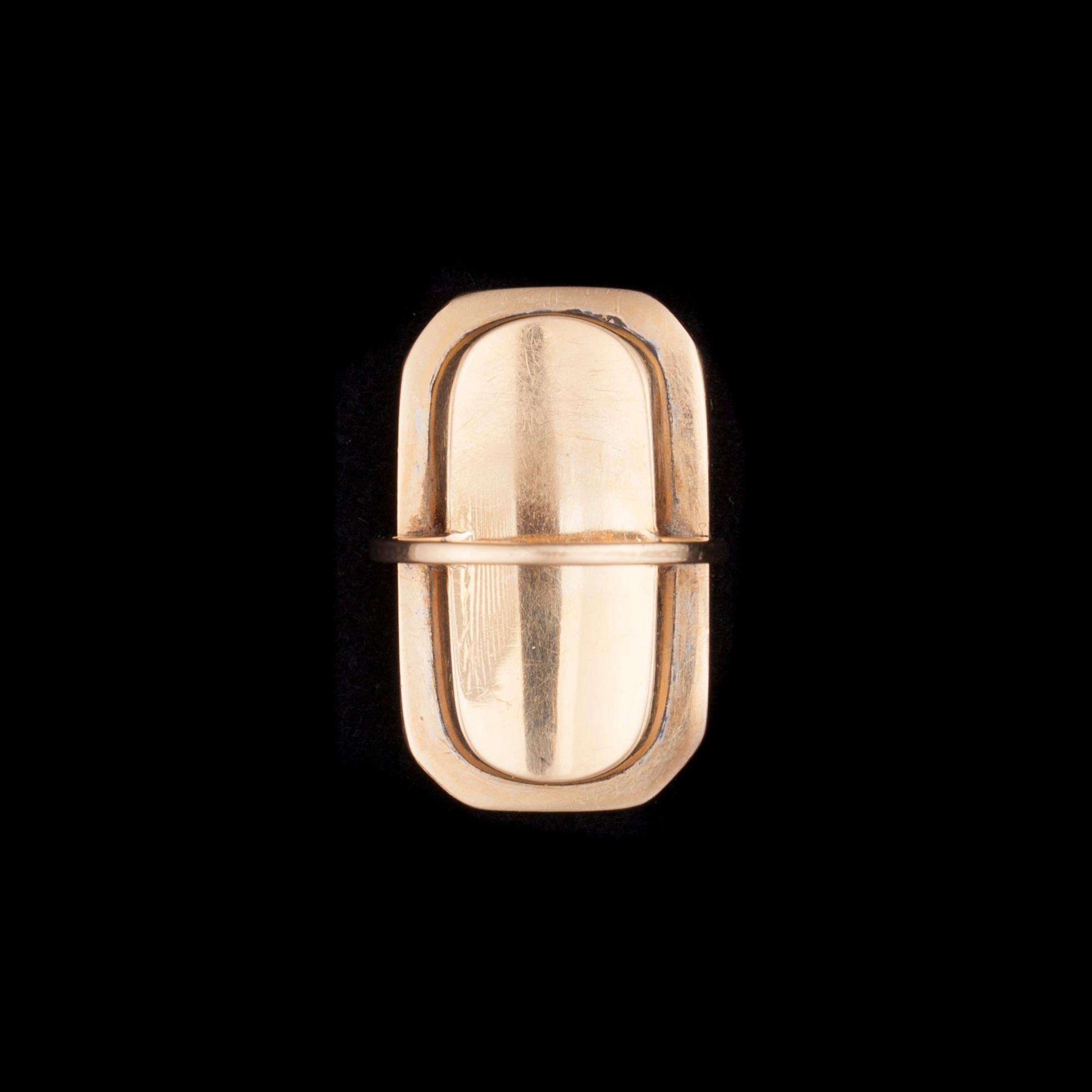 SILUETTRING, 18K guld, 1700-talets slut, senare ringdel. Vikt 9 g.