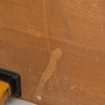 Alvar Aalto, matbord / konferensbord, modell E86, för Artek, 1900-talets senare hälft.