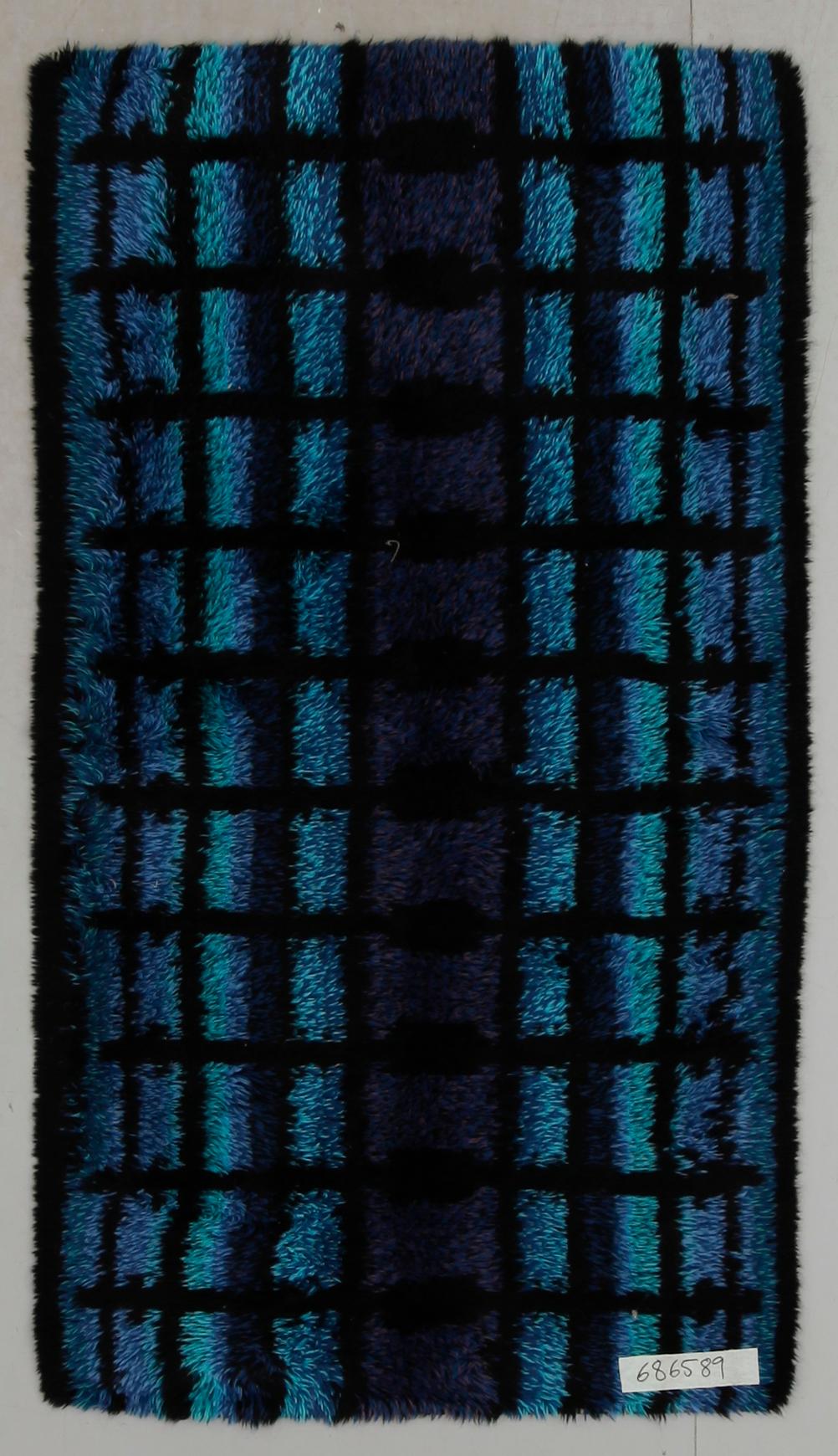 MATTA, rya. Ca 185 x 103 cm.