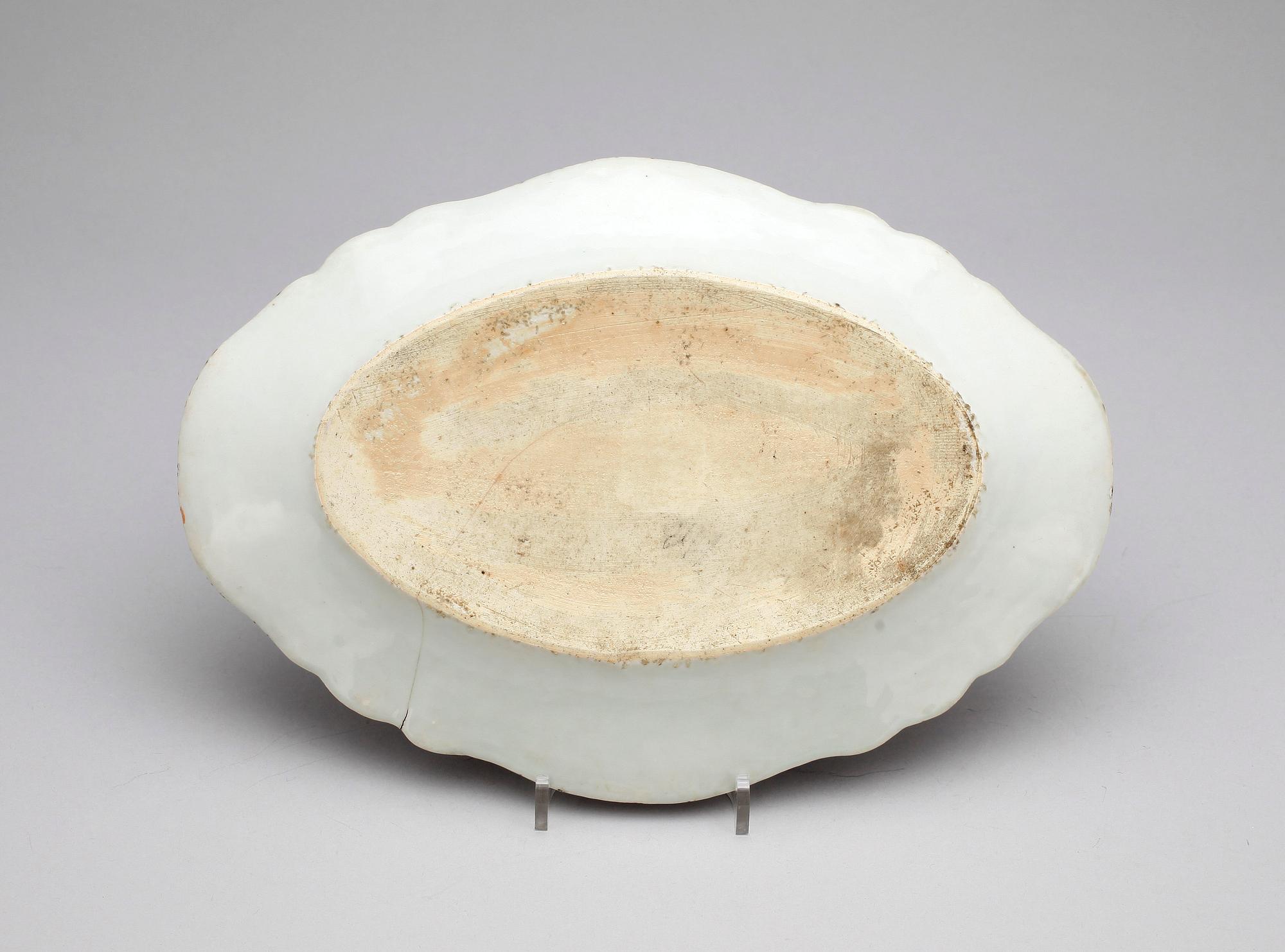STEKFAT, porslin, Qianlong, Kina 1700-tal.