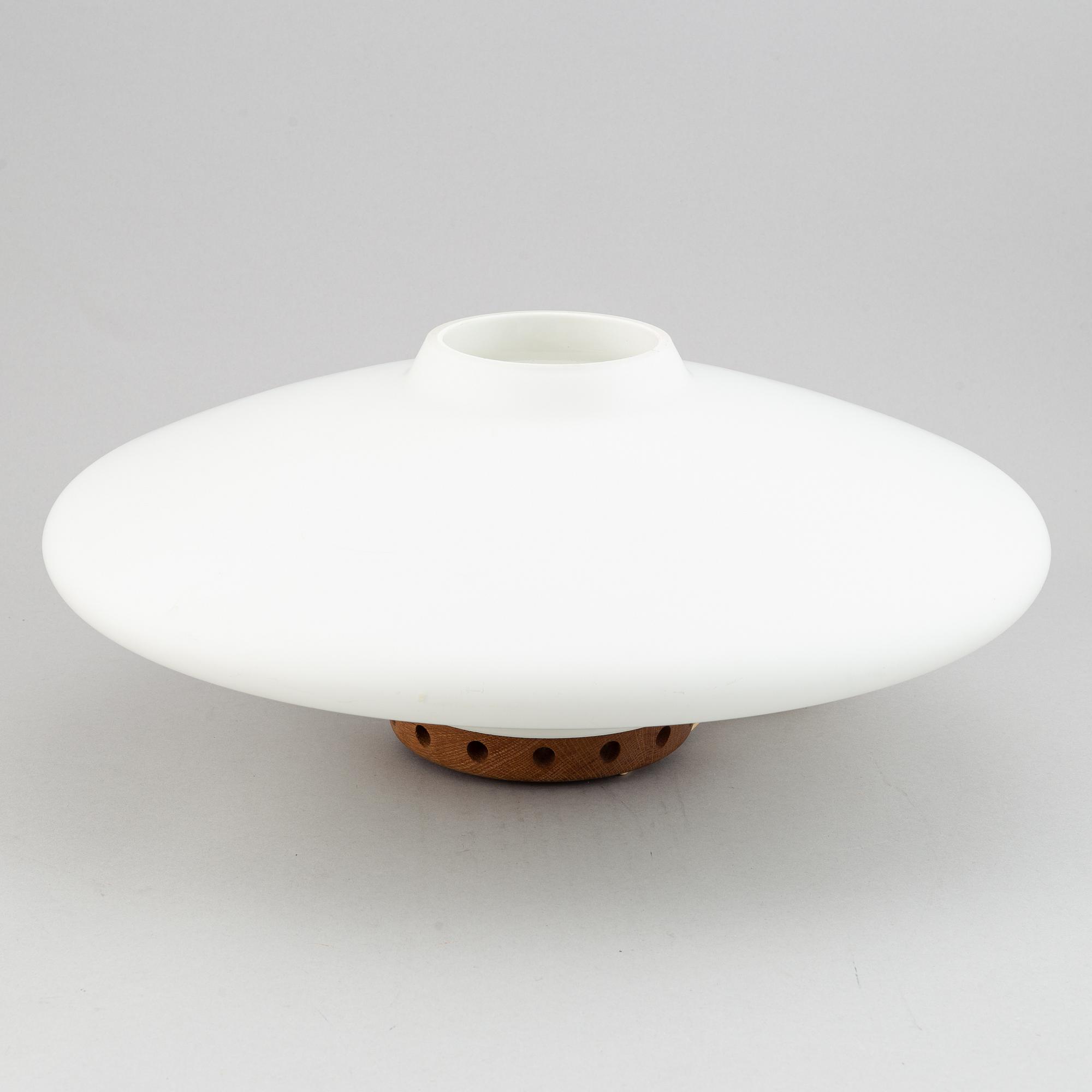 Uno & Östen Kristiansson, a 1960's 'Ufo' model 565 ceiling light, Luxus.