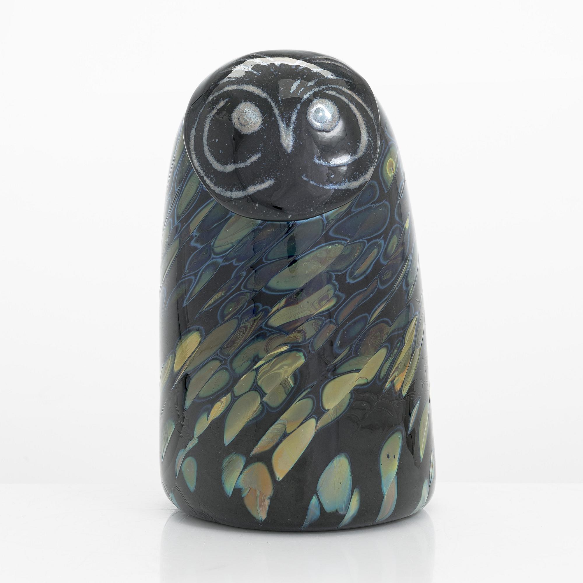 Oiva Toikka, a glass bird, signed signerad O. Toikka Nuutajärvi.