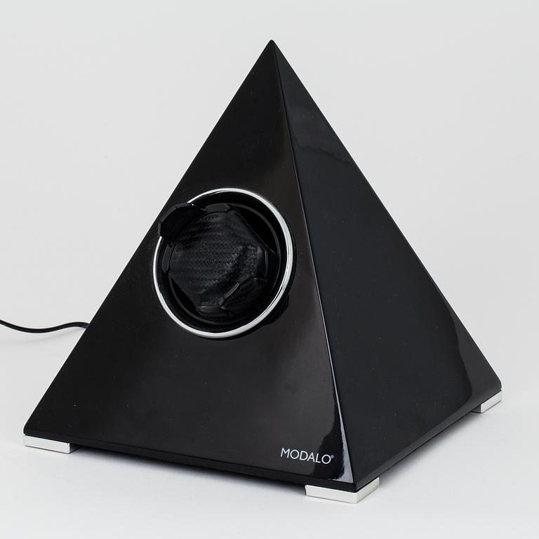 MODALO, winder, ca 20 x 20 x 21 cm.