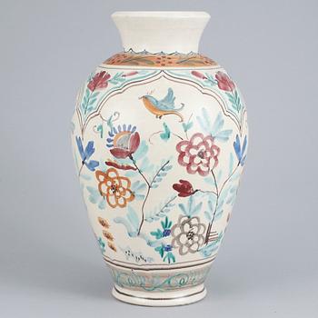 VAS, keramik, design Kalle Akkola, Kupittaa, Turku,  Finland, 1946.