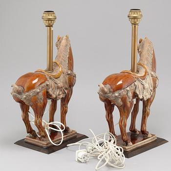 A pair of late 20th century table lamps.