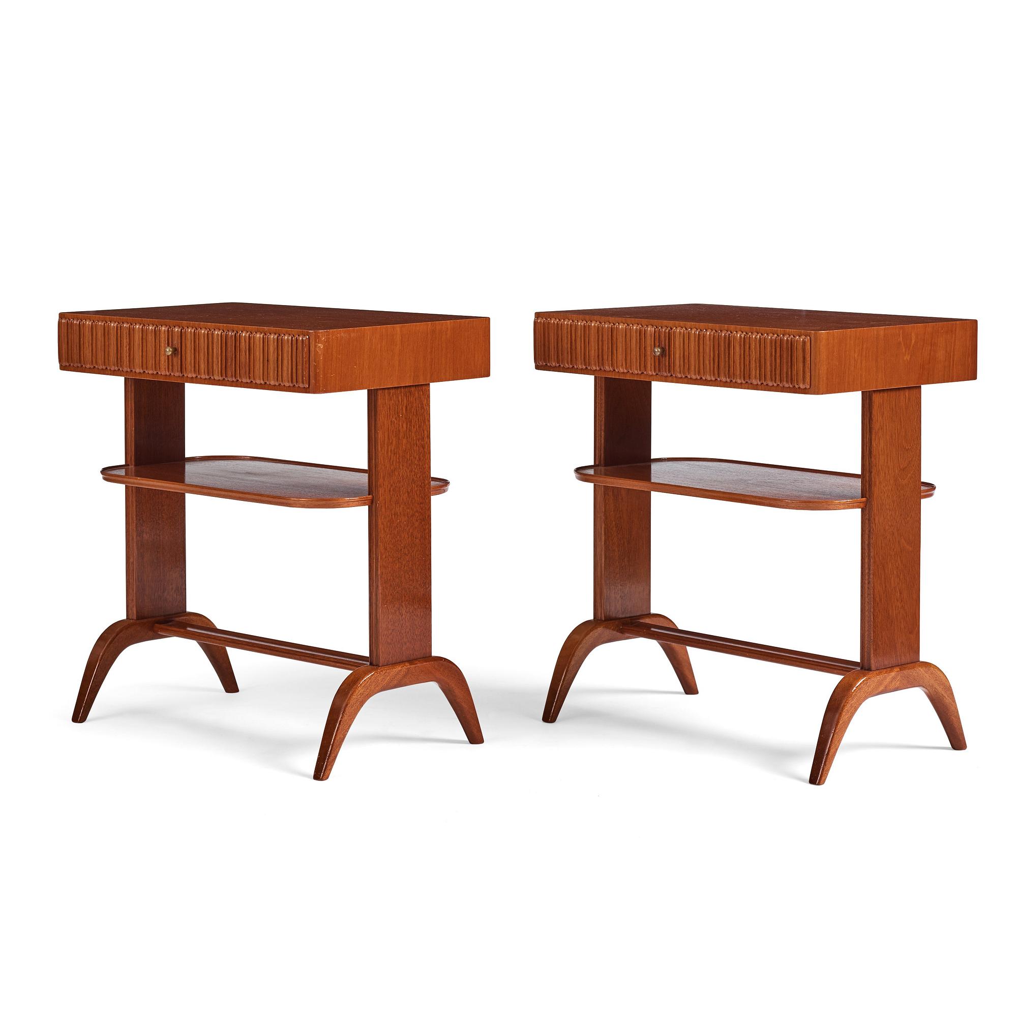 Nordiska Kompaniet, a pair of Swedish Modern "Anette" bedside tables, Sweden 1944.